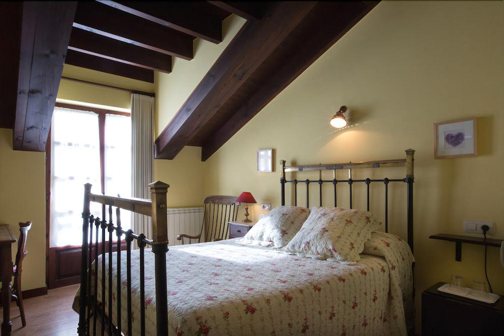 Hotel El Carmen Рибадеселья Экстерьер фото