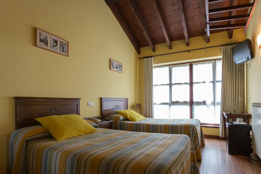 Hotel El Carmen Рибадеселья Экстерьер фото